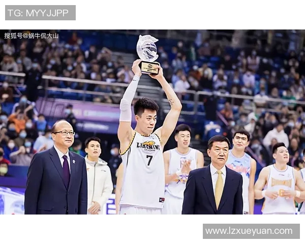 2025夏窗回顾:赵睿张镇麟领衔CBA转会潮与格局重塑深度解析 2025夏窗回顾:赵睿张镇麟领衔CBA转会潮与格局重塑深度解析