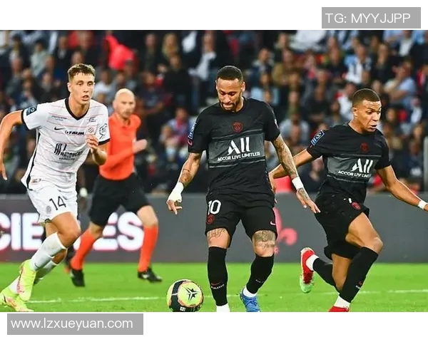 昔日恩怨再现！巴黎与老队友狭路相逢